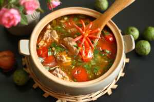 Canh Chua Sườn Nấu Sấu
