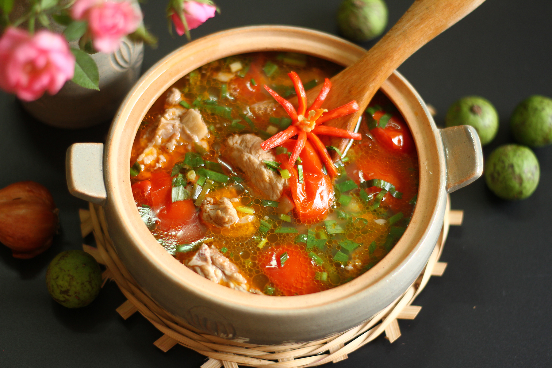 Canh Chua Sườn Nấu Sấu
